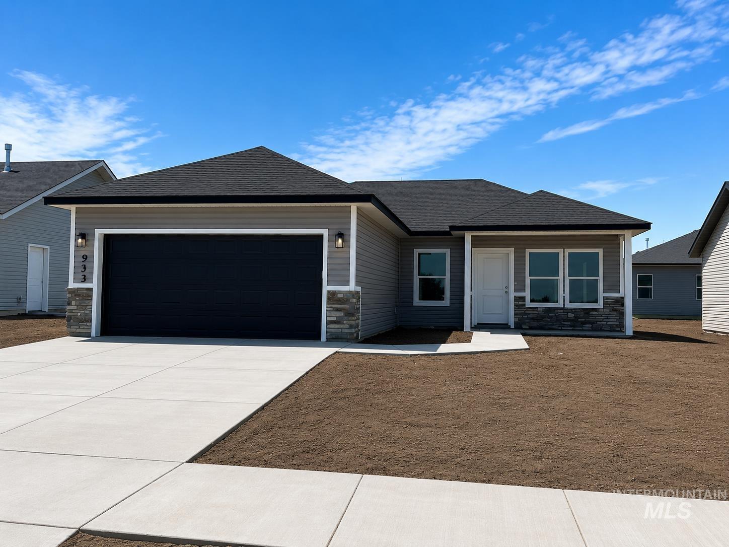 933 Roen Rd Property Photo 1