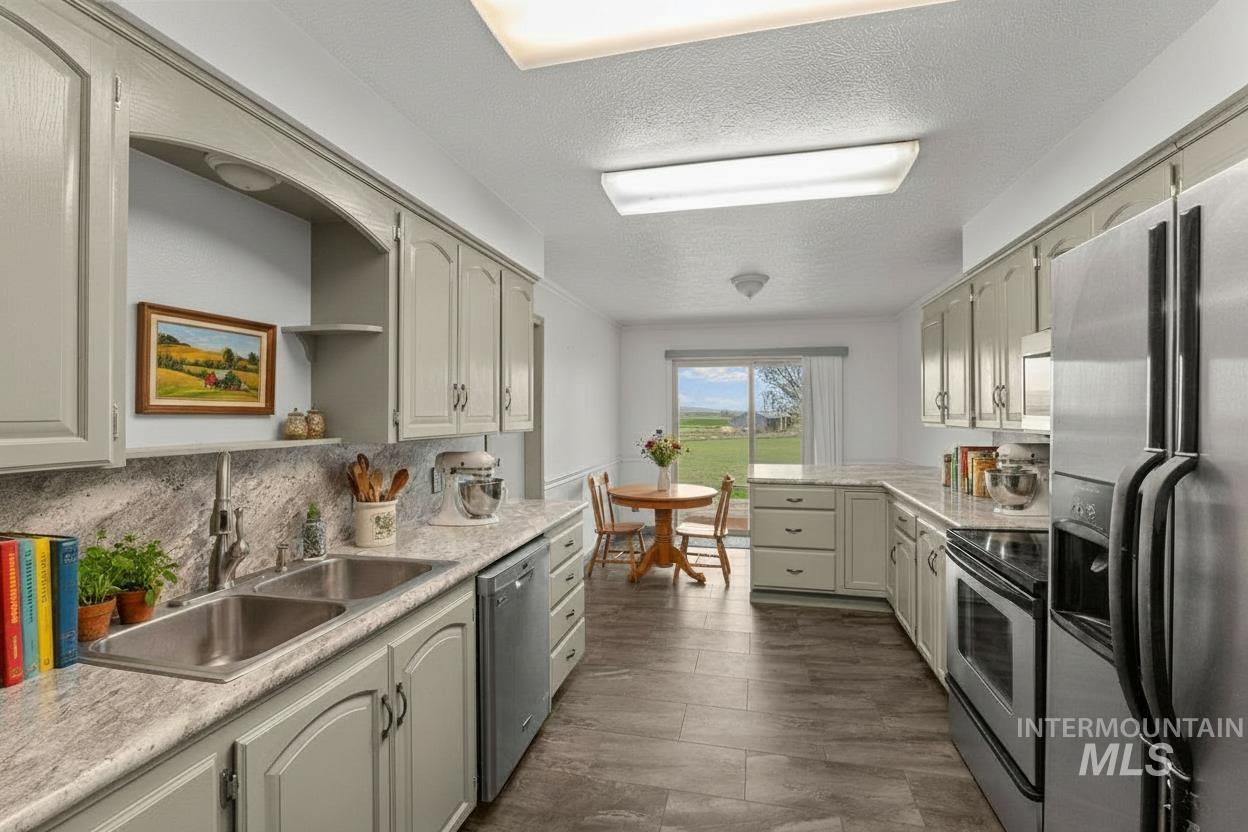 3154 N 4750 E Property Photo 12