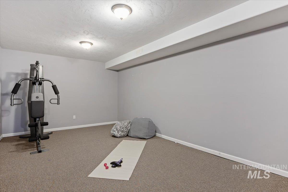 125 E 50 N Property Photo 44