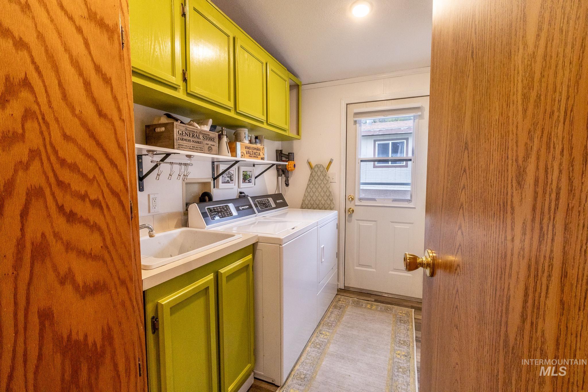 411 N Almon Property Photo 14