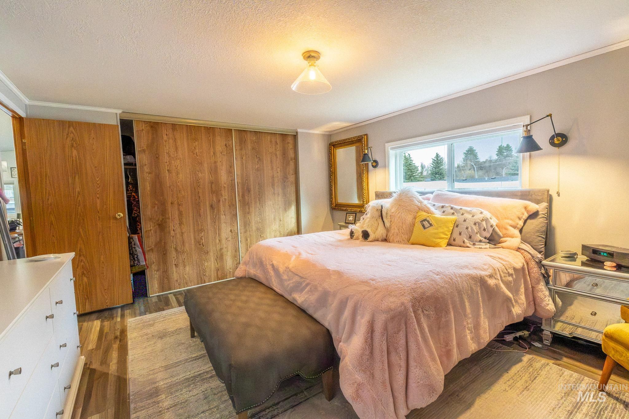 411 N Almon Property Photo 19