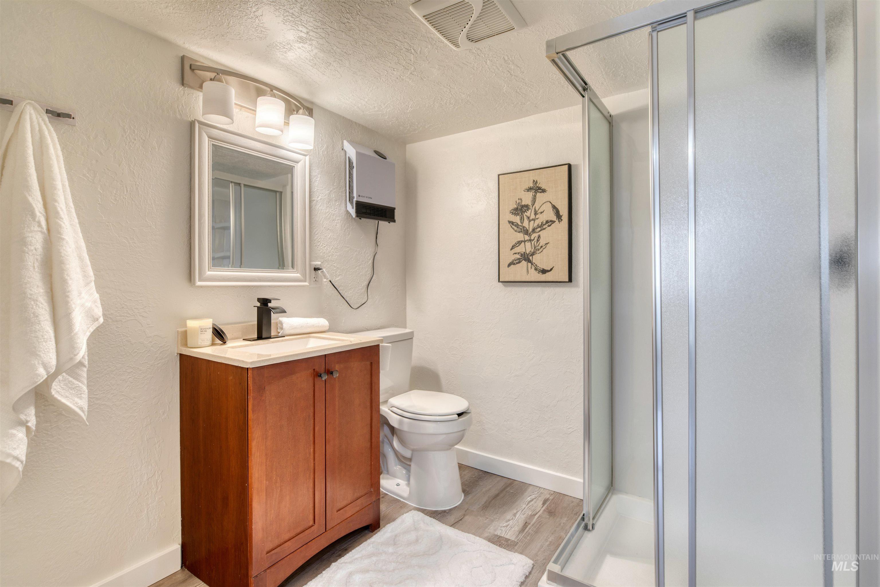 3311 Hamilton Property Photo 28