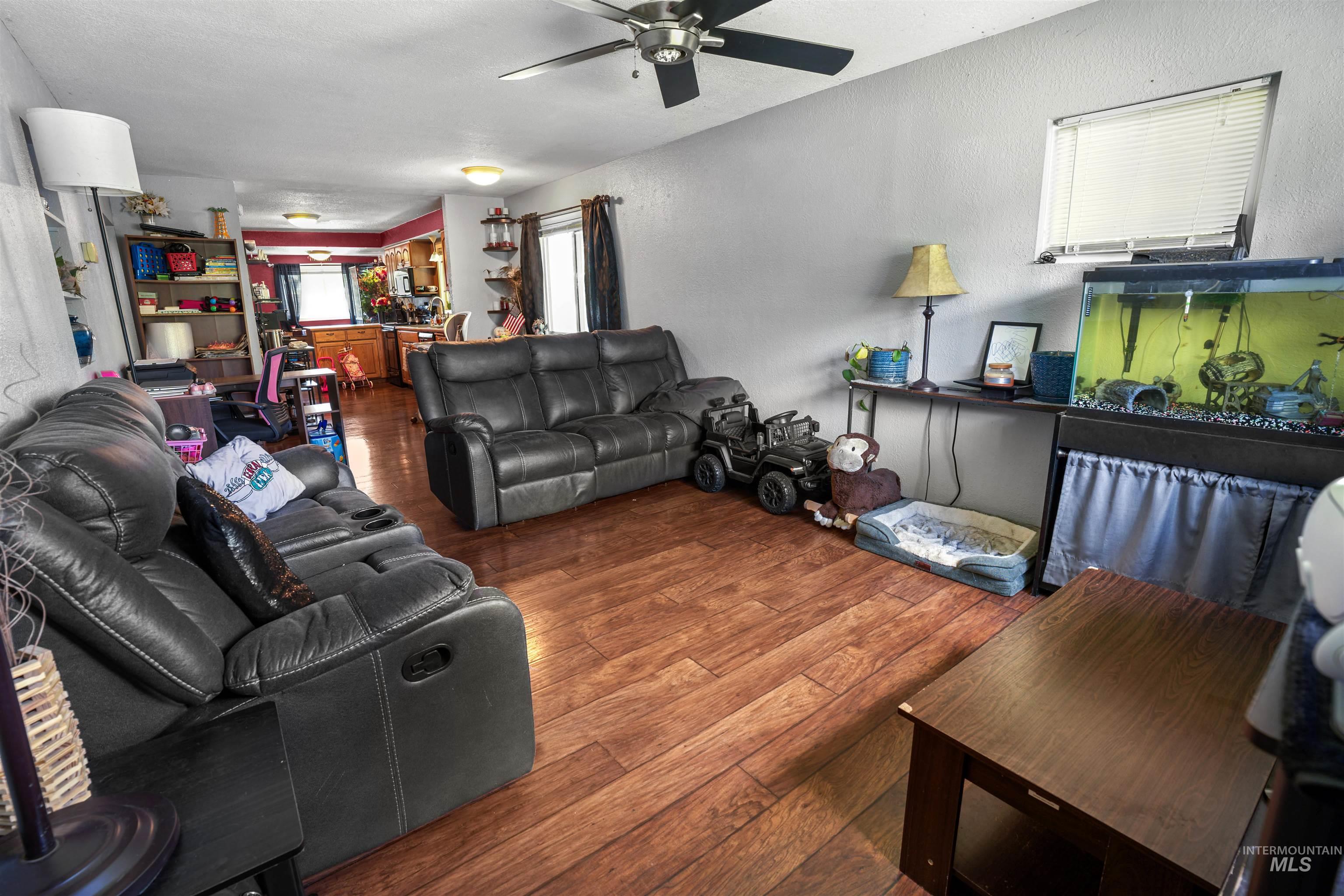 1602 14th Ave. Property Photo 15