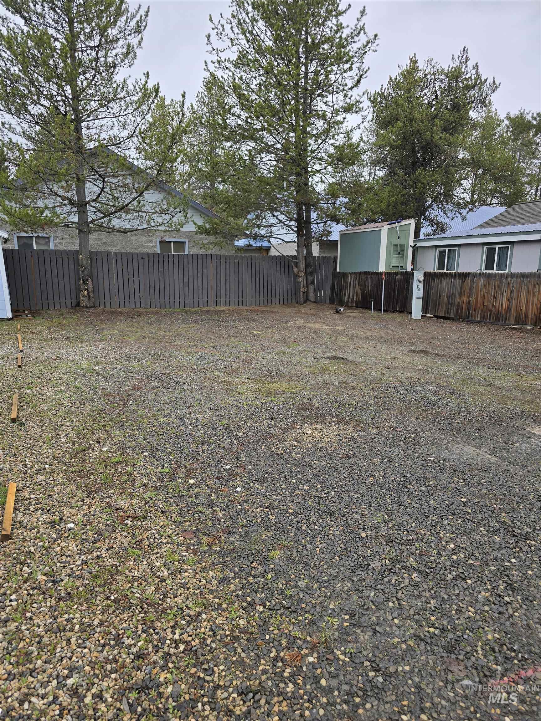 514 Sawyer St. D10 Property Photo 6