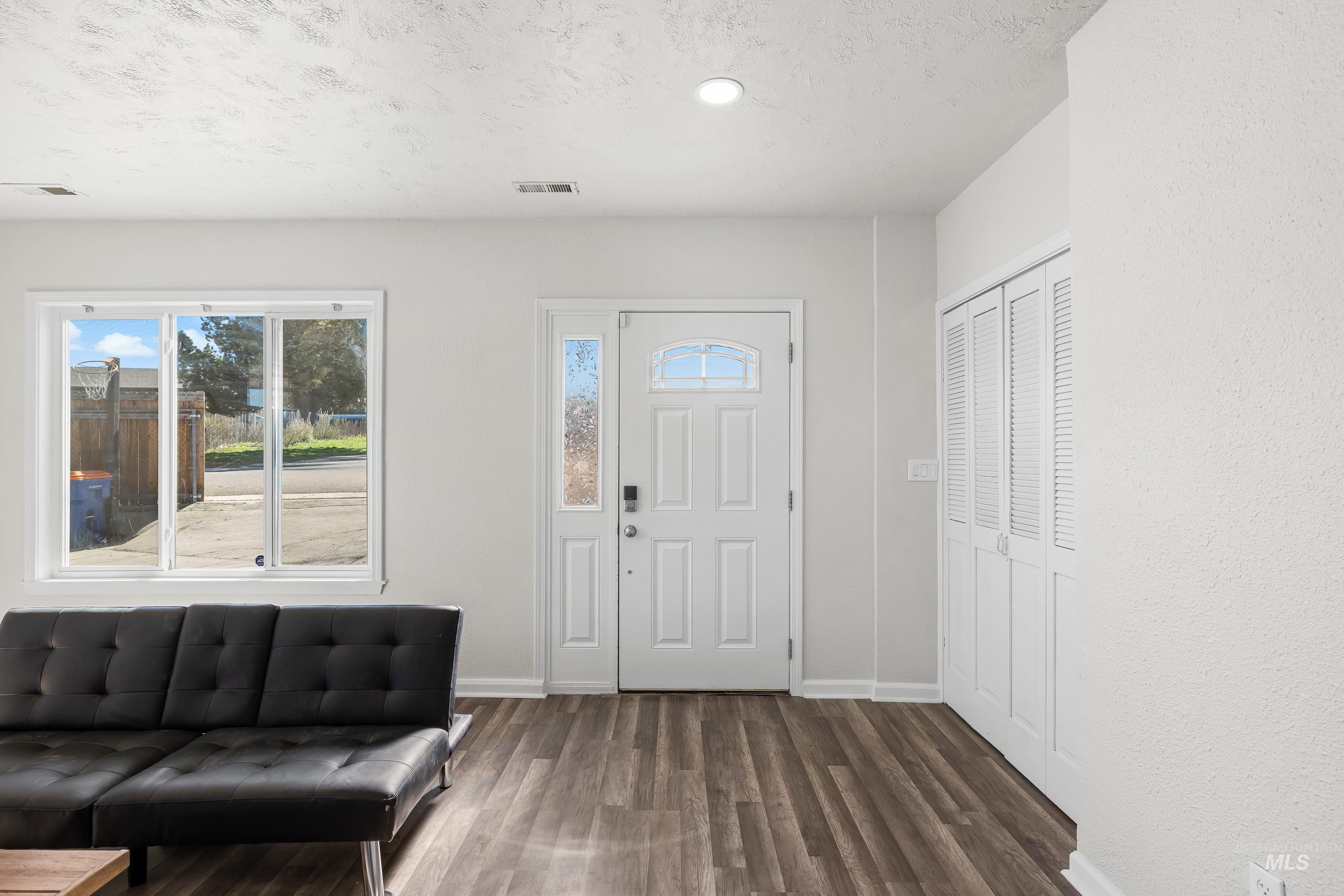 10294 W Fox Ridge Dr. Property Photo 5