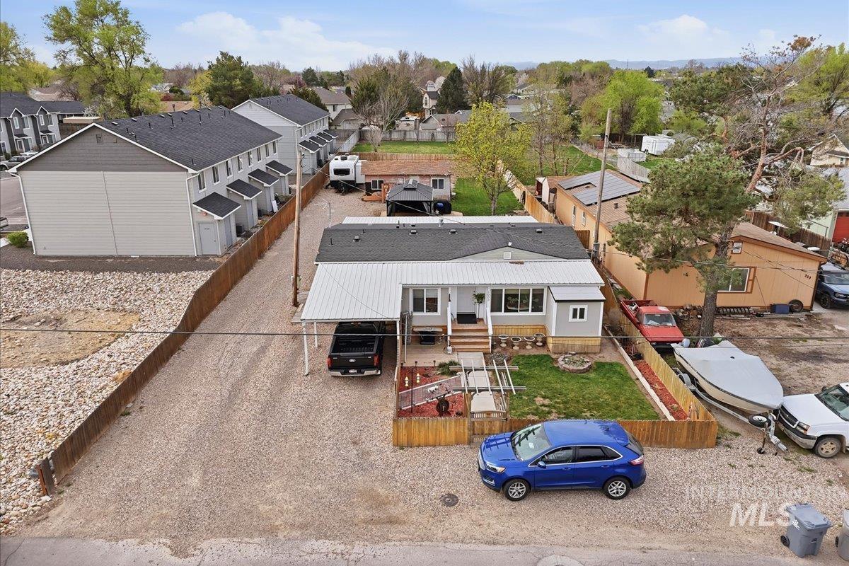 1003 E Iowa Ave Property Photo 4