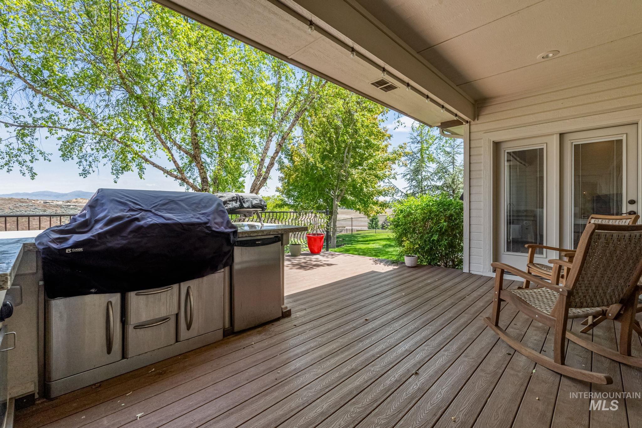 5908 N Highhill Place Property Photo 35
