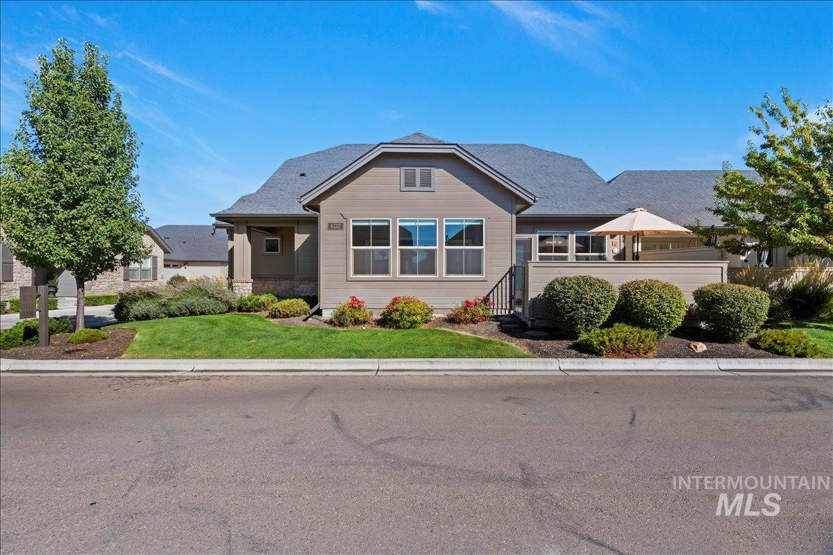 4132 E Silverking Ln Property Photo 27