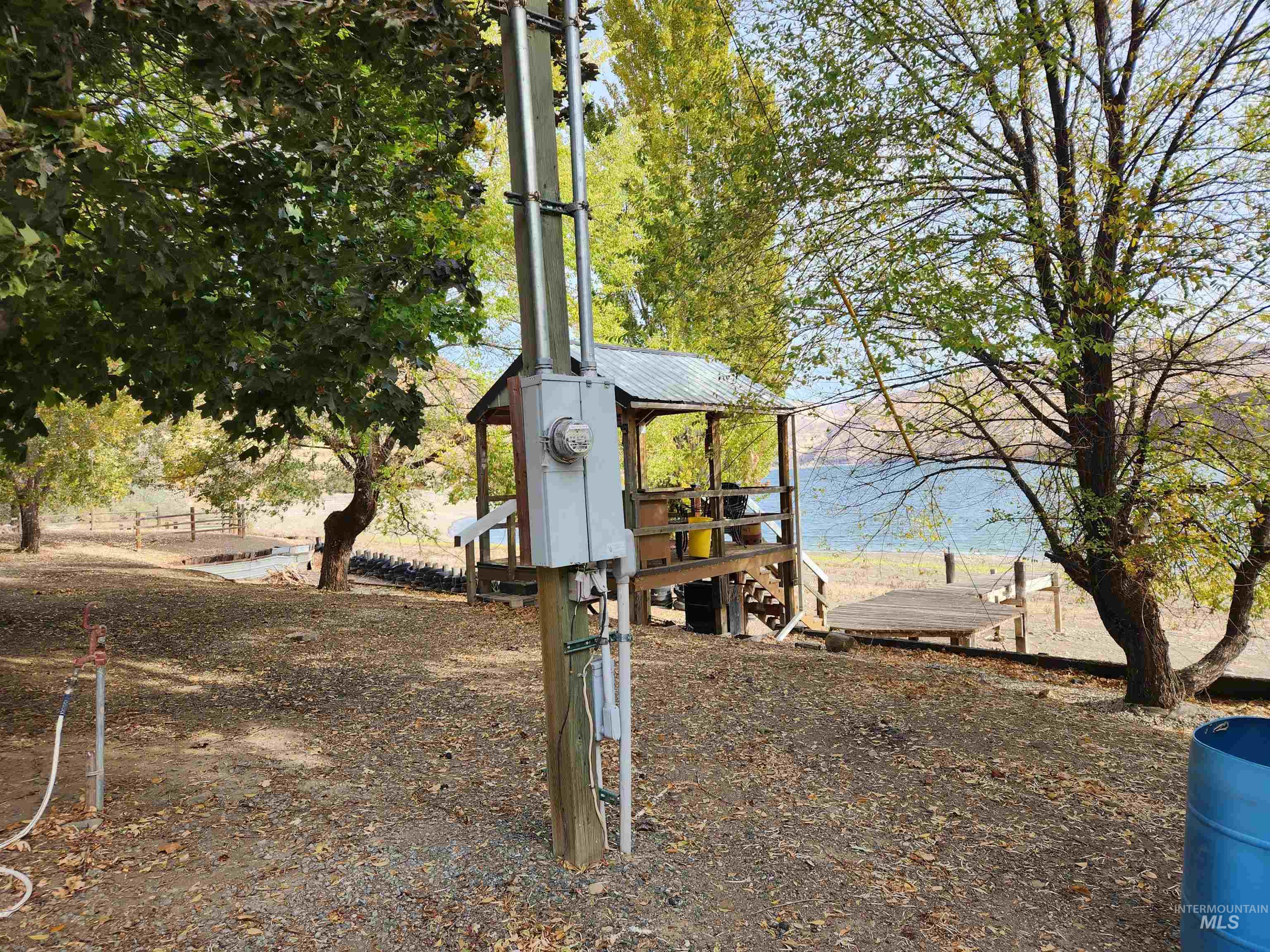 34559 Snake River Road Property Photo 23