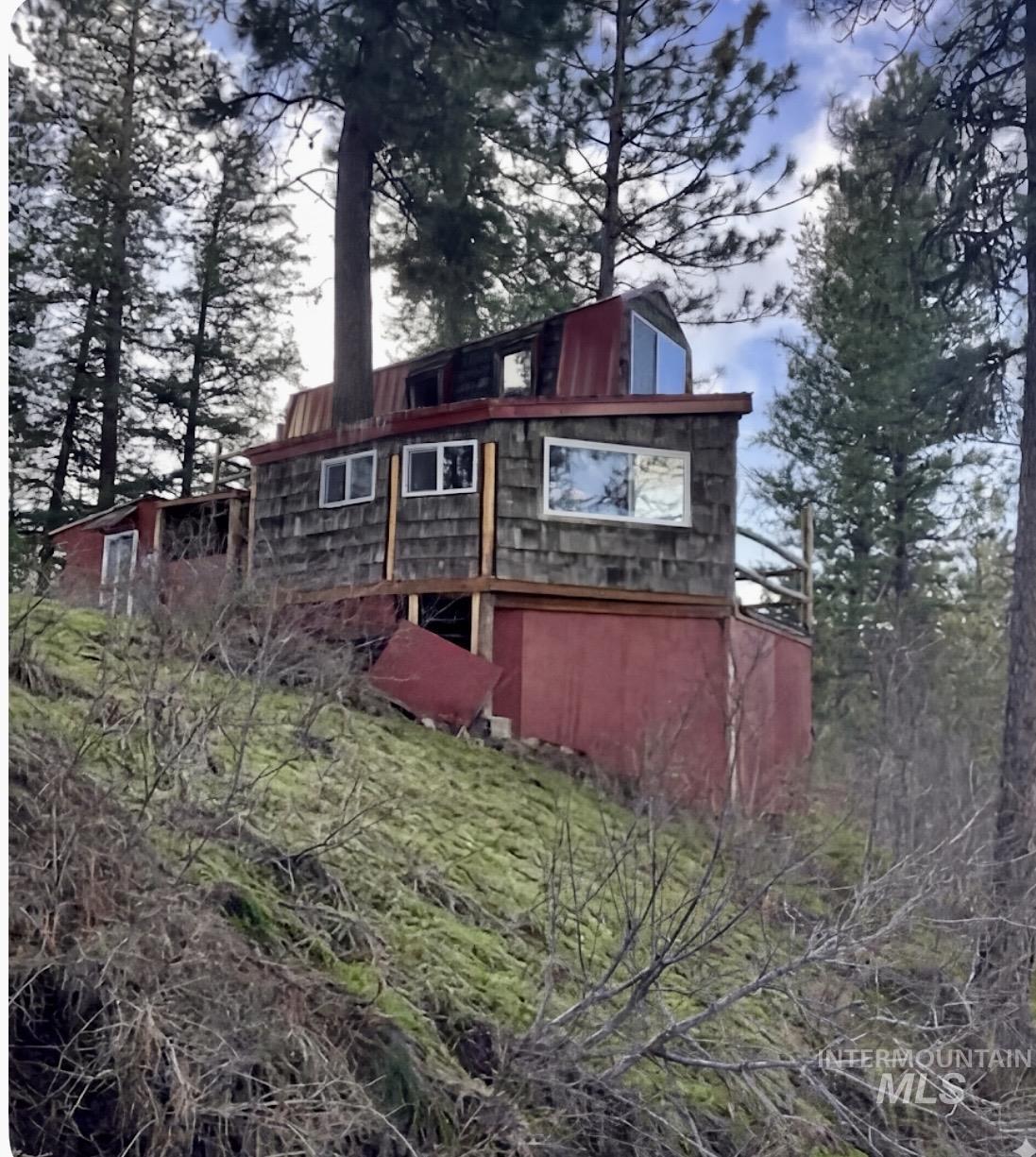 12 Timberline Place Property Photo 1