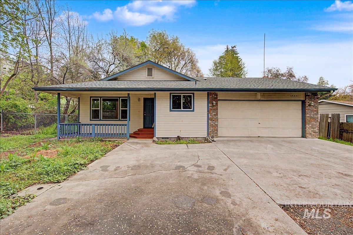 2984 N 26th St Property Photo 1