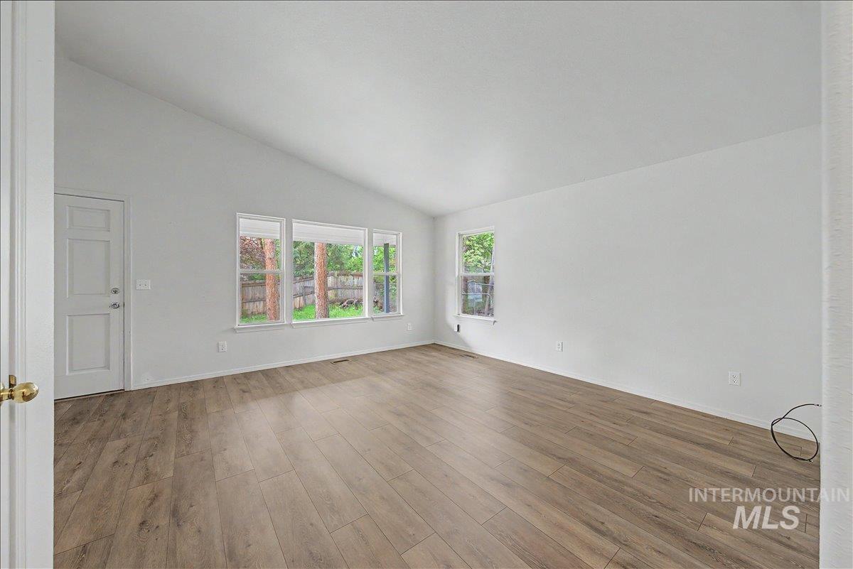 2984 N 26th St Property Photo 13