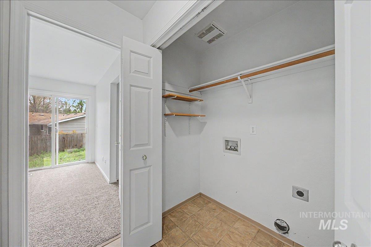 2984 N 26th St Property Photo 28