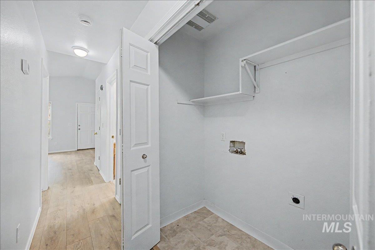 2501 W Hill Rd Property Photo 21