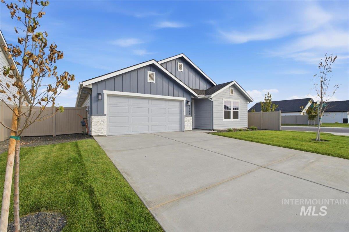 11386 W Tutor St Property Photo 2