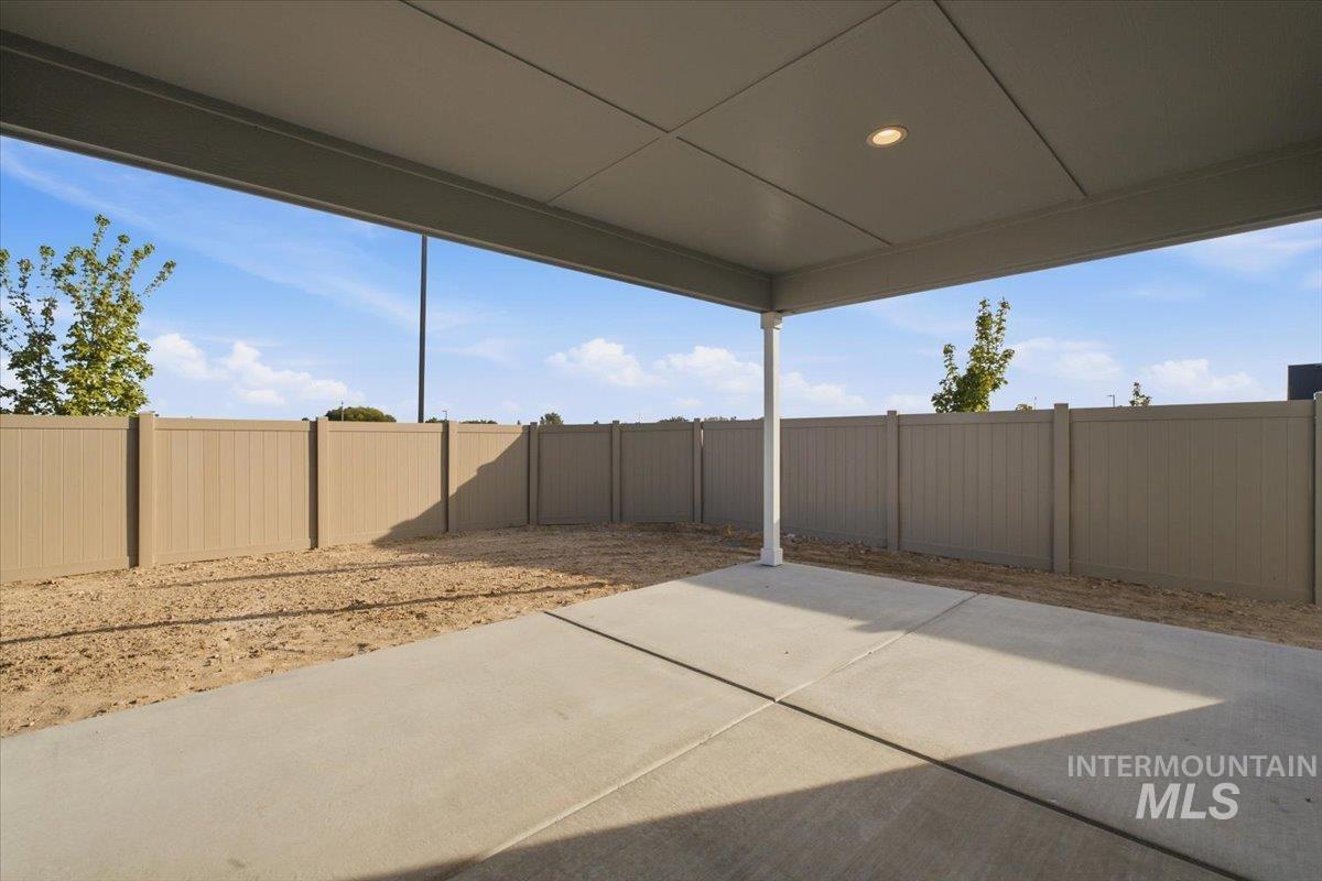 11386 W Tutor St Property Photo 16