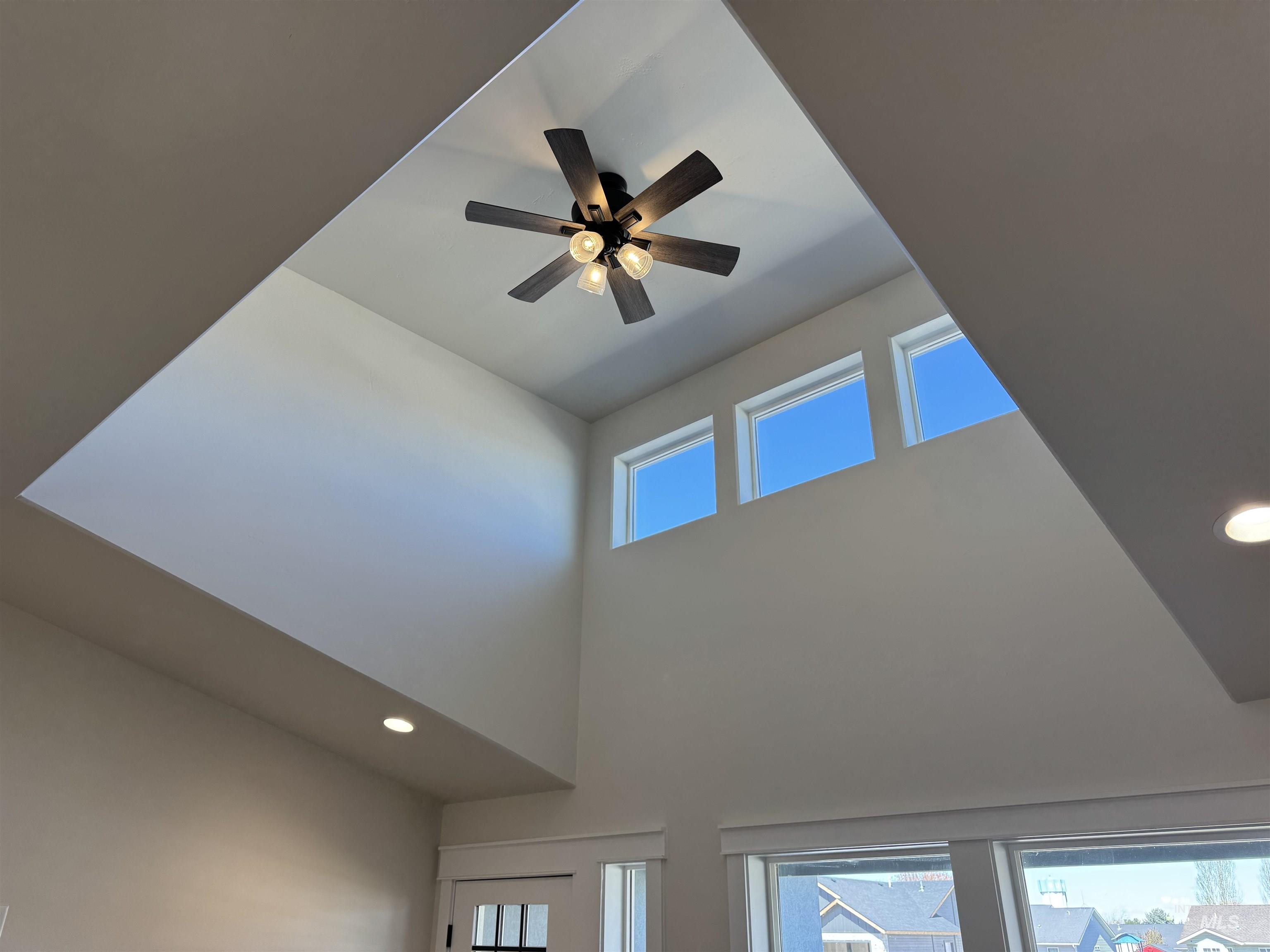 1509 Tverdy Lane Property Photo 4