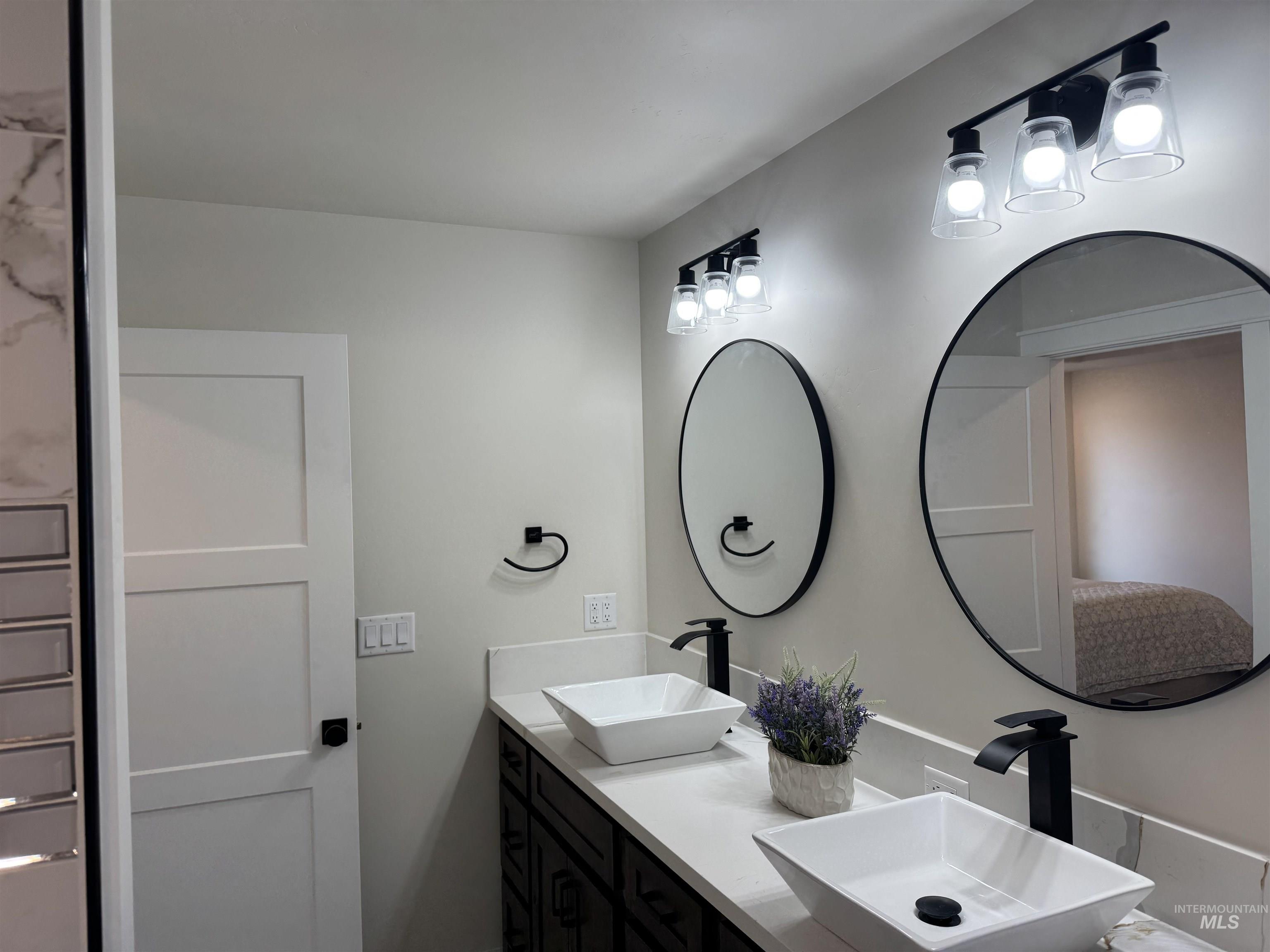 1509 Tverdy Lane Property Photo 12