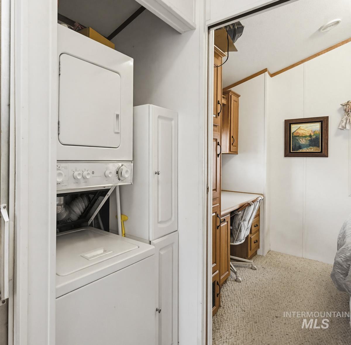 25 E Street Property Photo 8