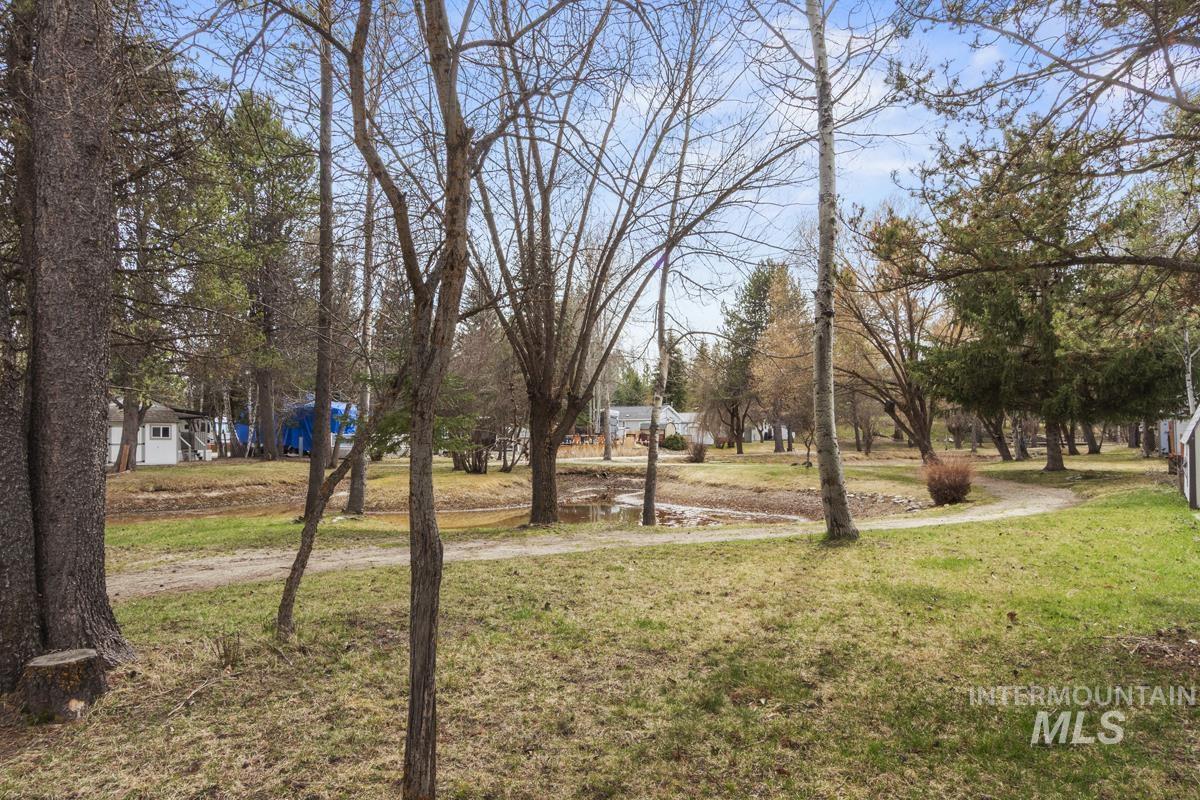 25 E Street Property Photo 12