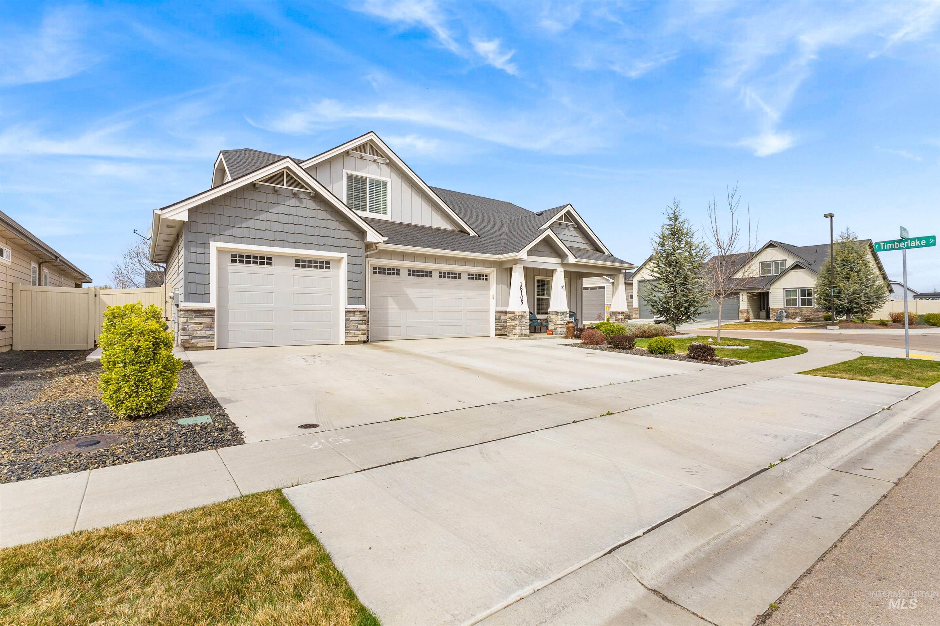 18105 N Treeline Property Photo 4