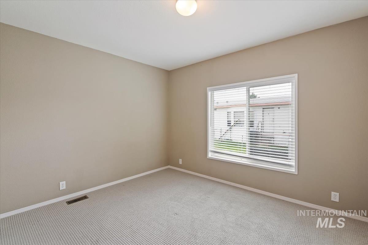 951 W Avalon St Property Photo 14