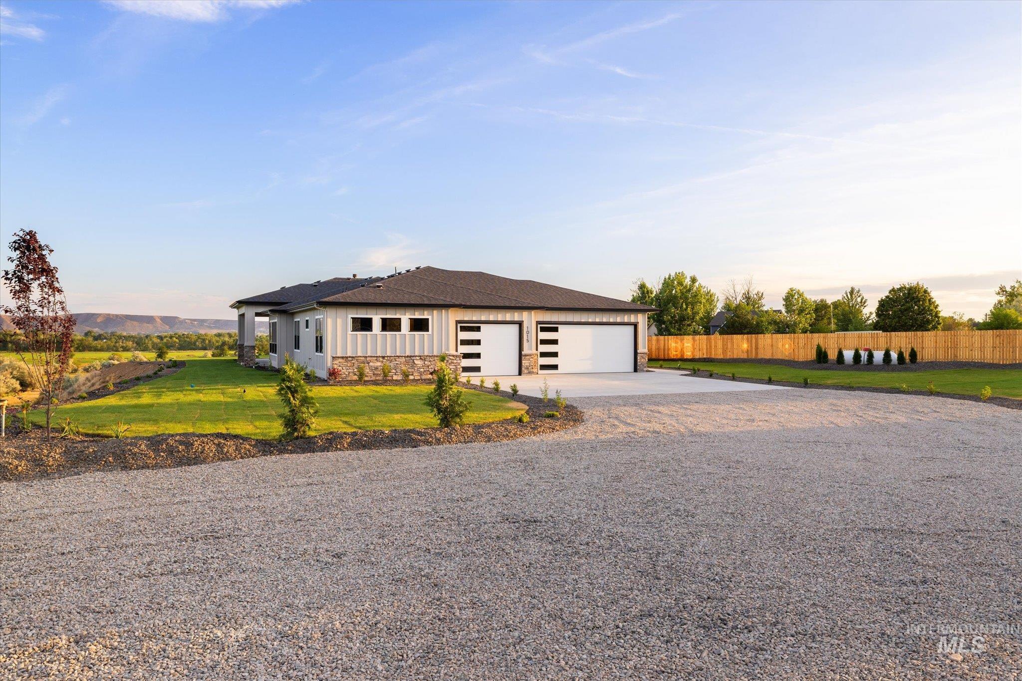 1015 Greenfields Lane Property Photo 47