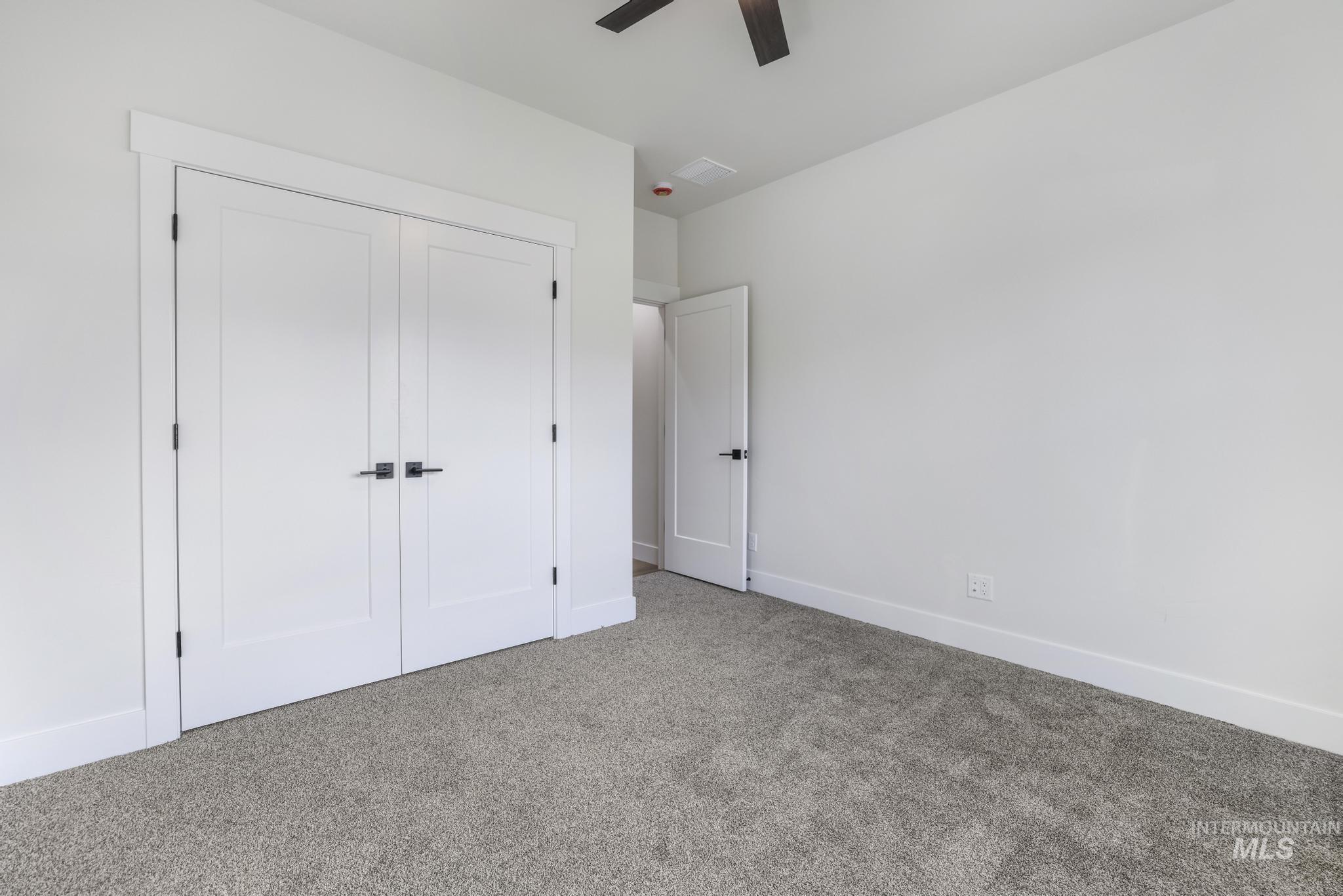 561 Canyon Mist Dr. Property Photo 37