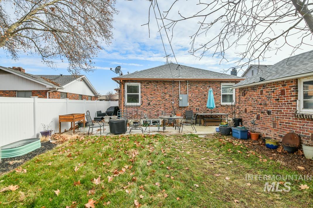 119 S Holly Street Property Photo 45