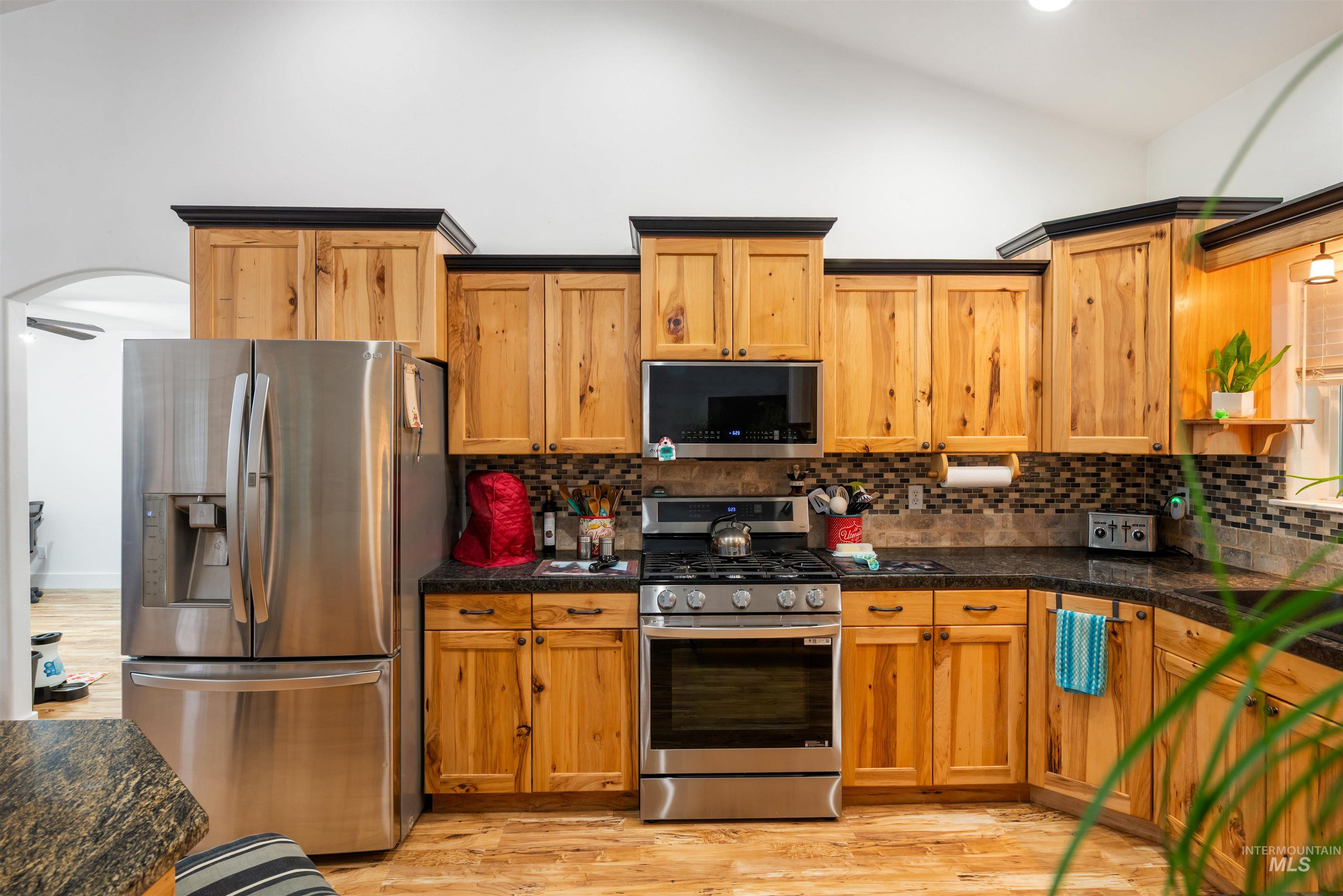 23824 Breyer Rd Property Photo 13