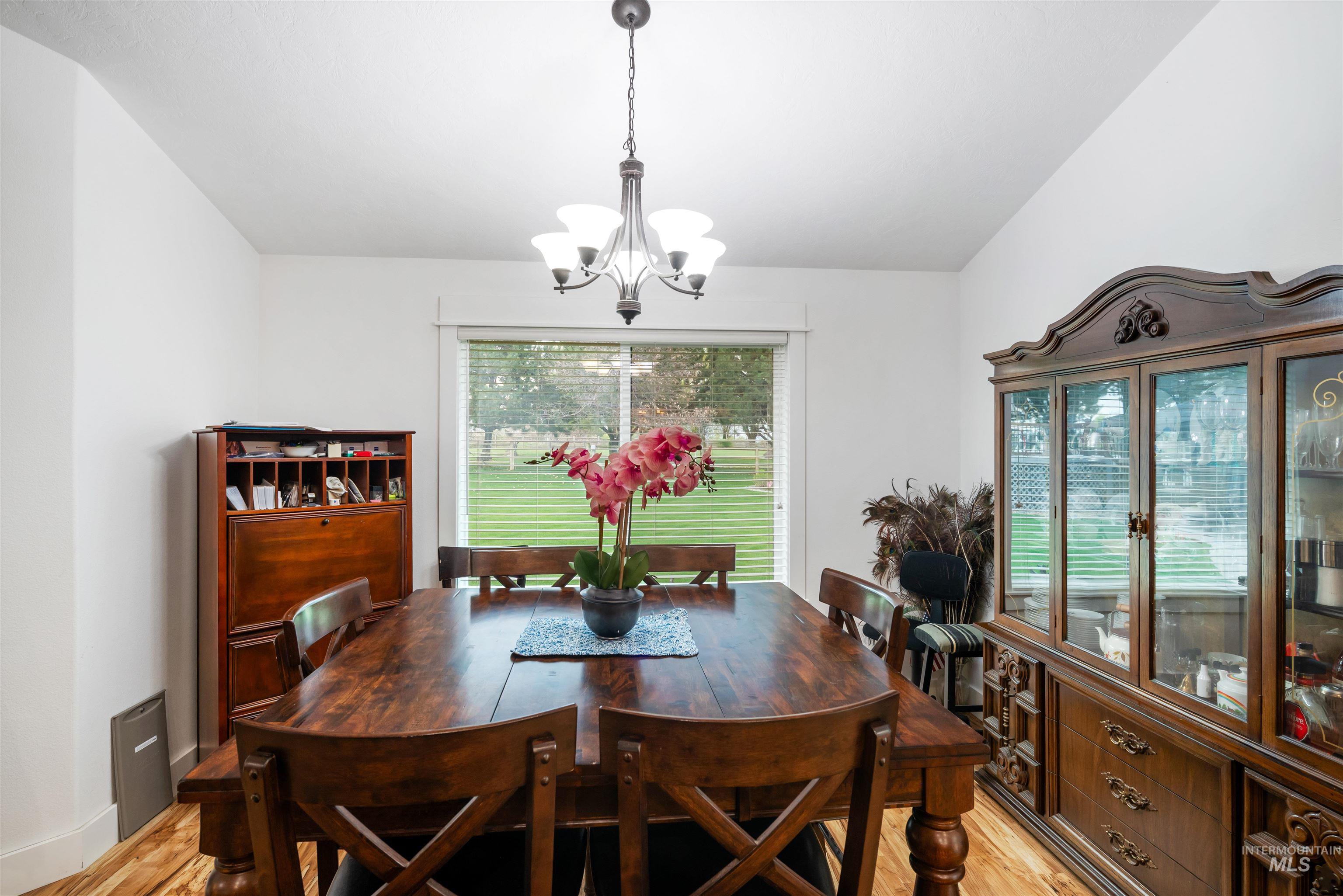 23824 Breyer Rd Property Photo 15