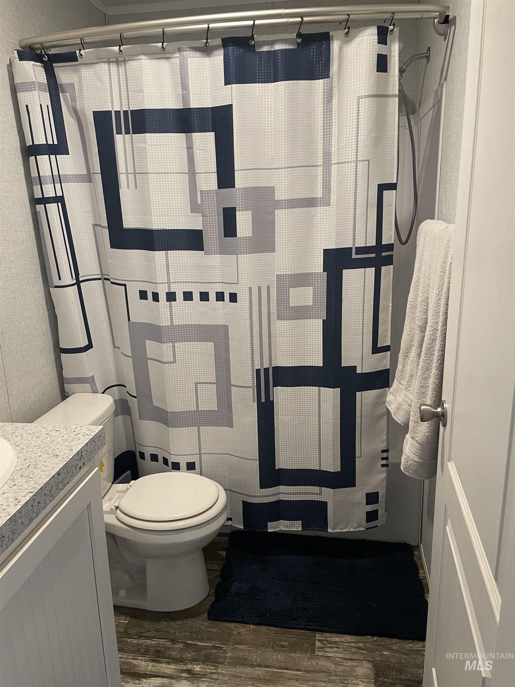 820 Crest Drive Property Photo 25