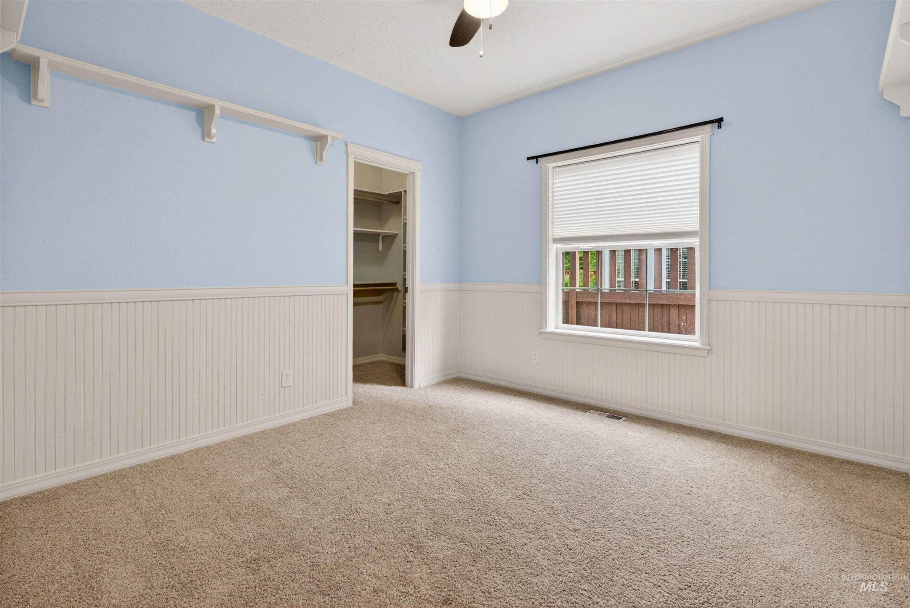 12815 N 11th Avenue Property Photo 18
