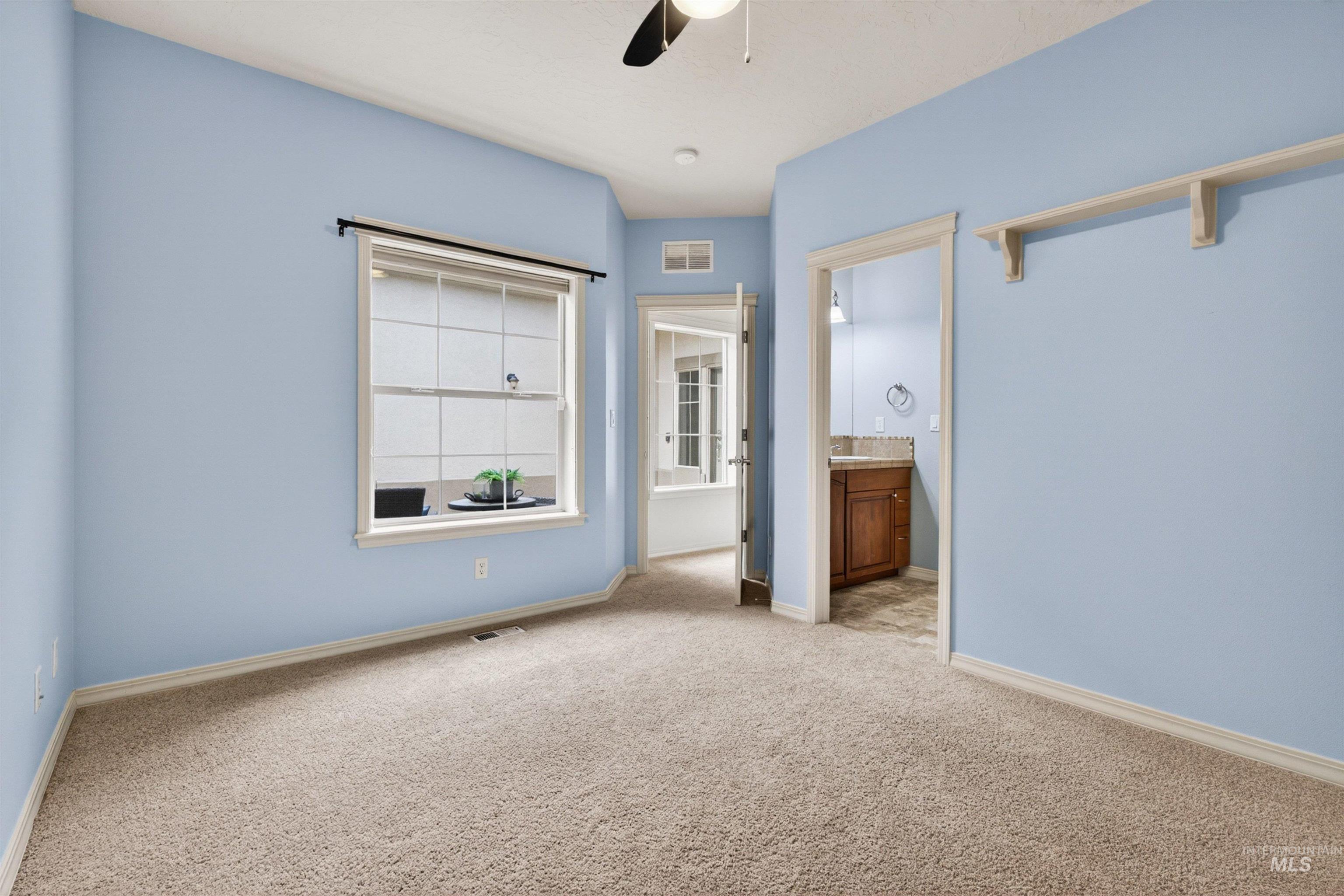 12815 N 11th Avenue Property Photo 20