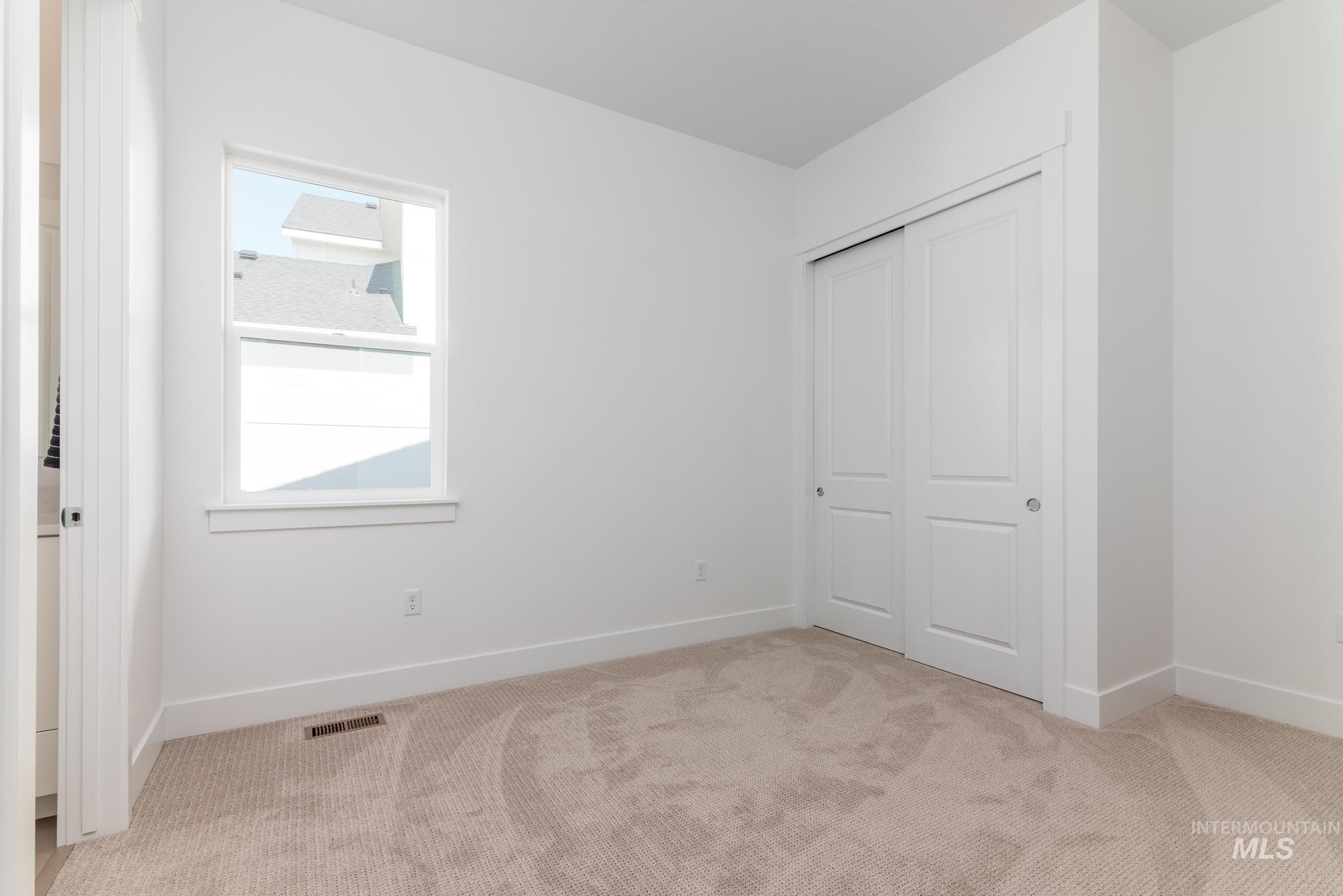 8558 S Silver Smog Way Property Photo 23