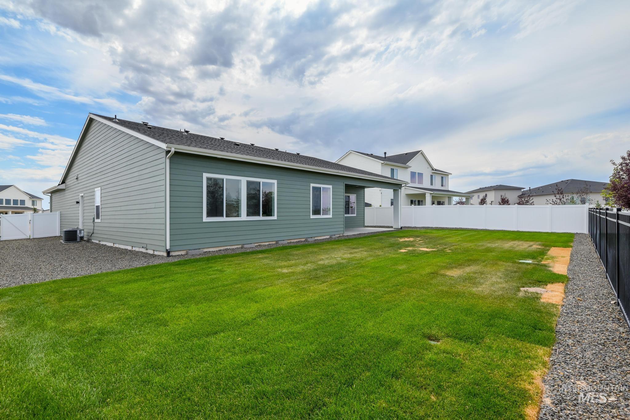 8558 S Silver Smog Way Property Photo 31