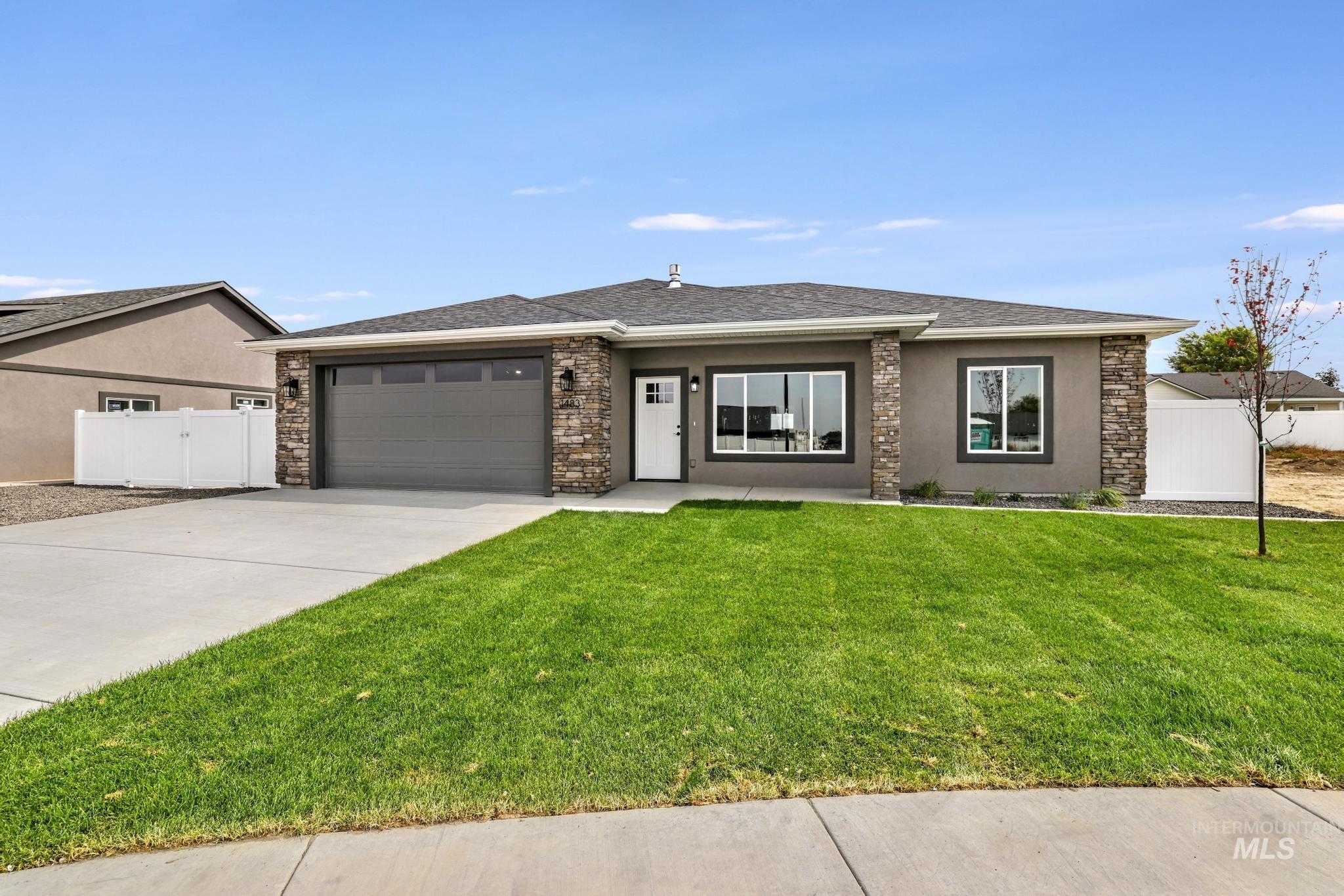 1441 Haizlee Way Property Photo 1