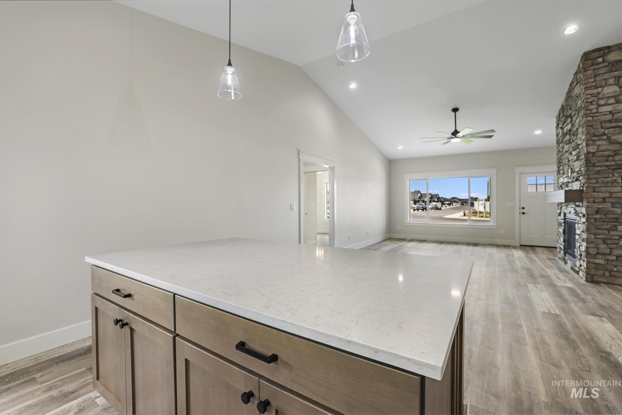 1441 Haizlee Way Property Photo 6