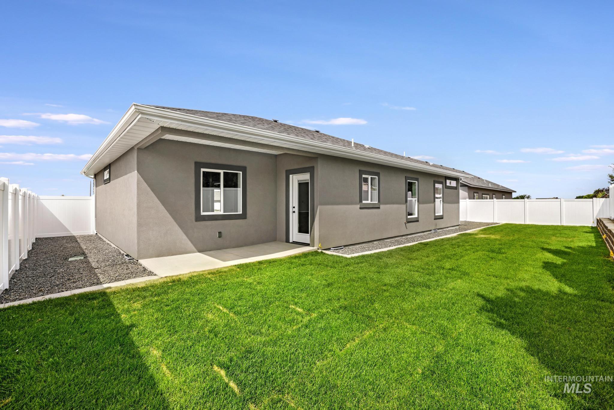 1441 Haizlee Way Property Photo 22