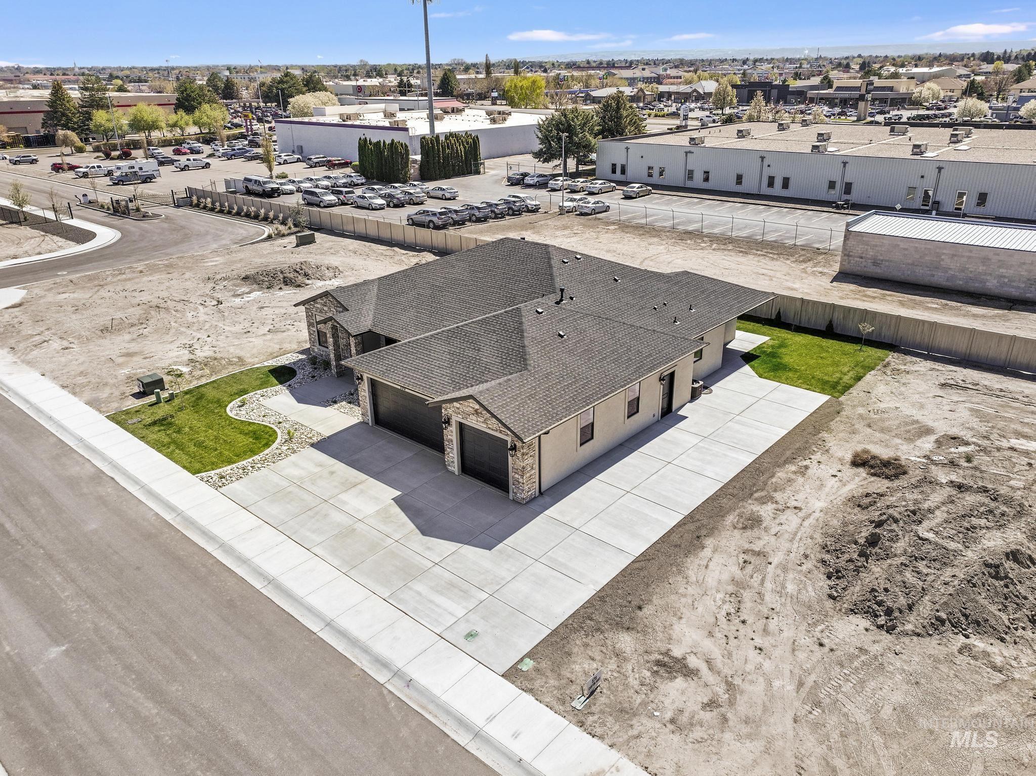 594 Canyon Mist Property Photo 37