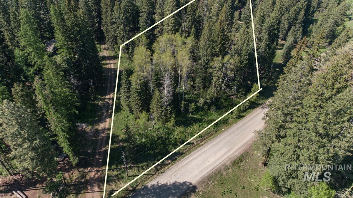 1792 Canary Trail Property Photo 11