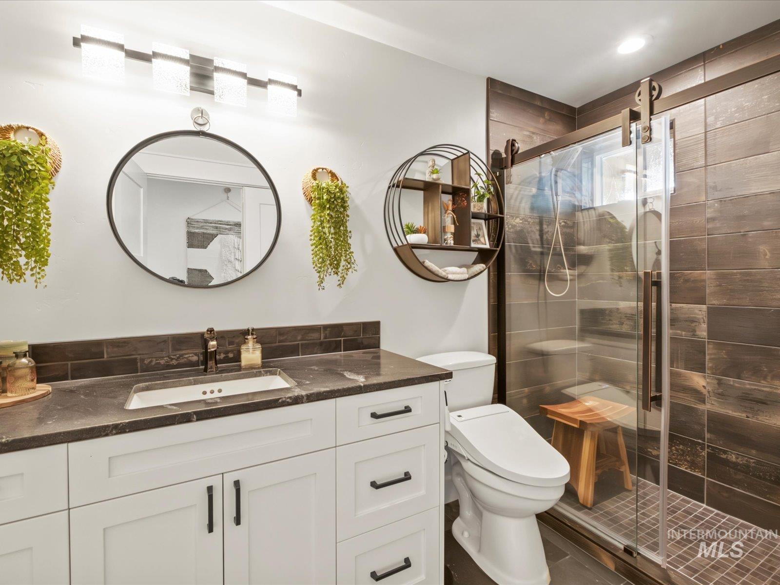 5225 Spring Creek Rd Property Photo 15