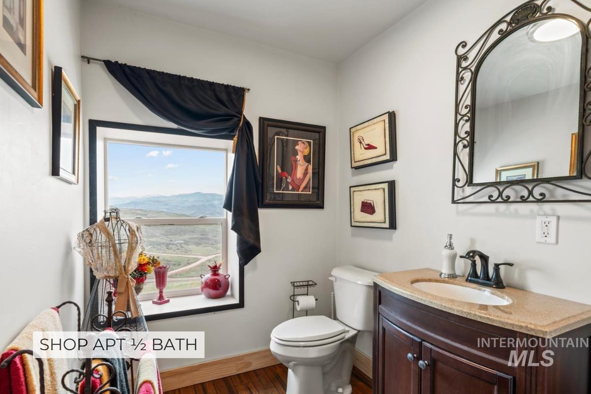 5225 Spring Creek Rd Property Photo 24