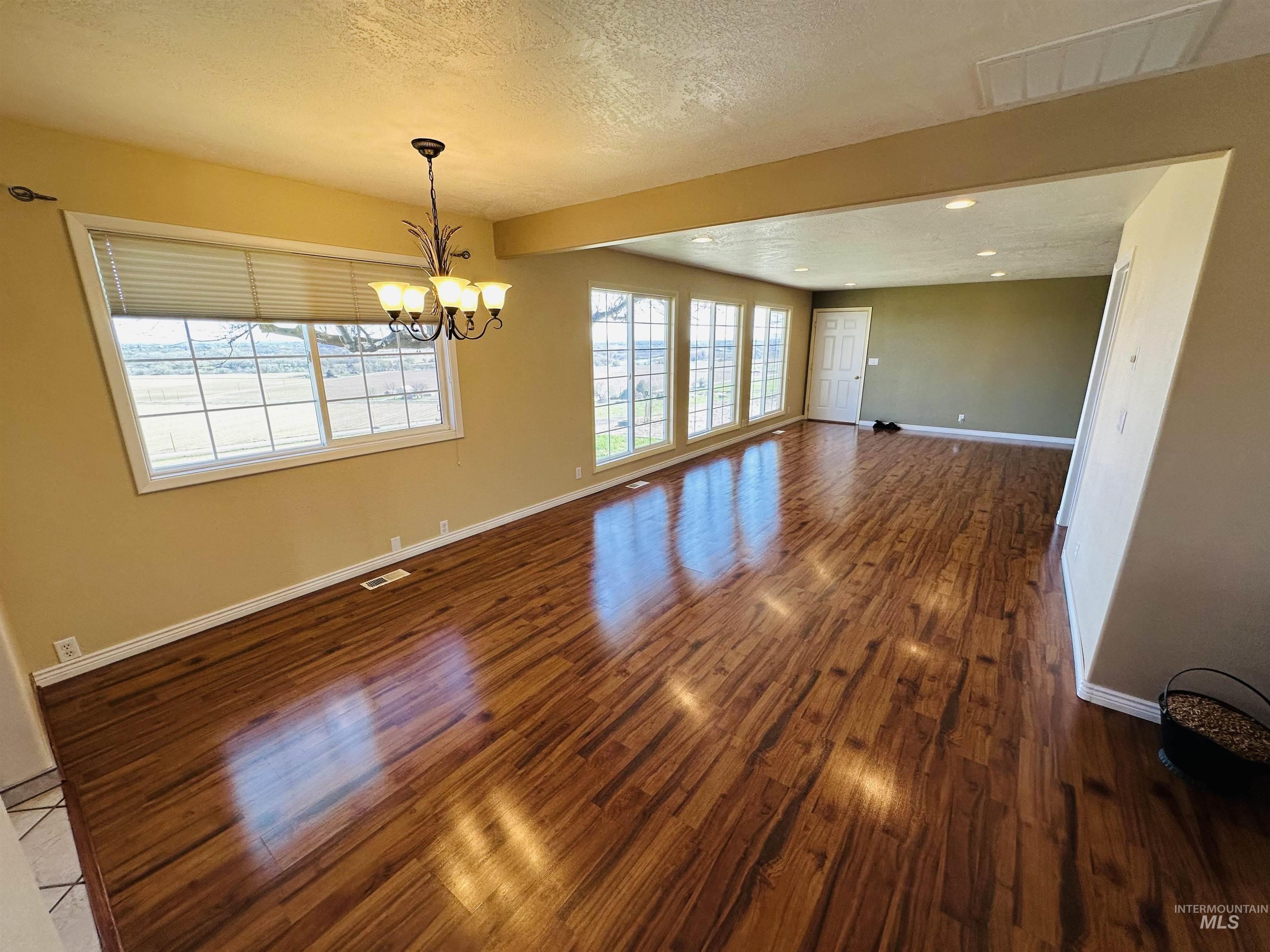319 Snowmoody Way Property Photo 10