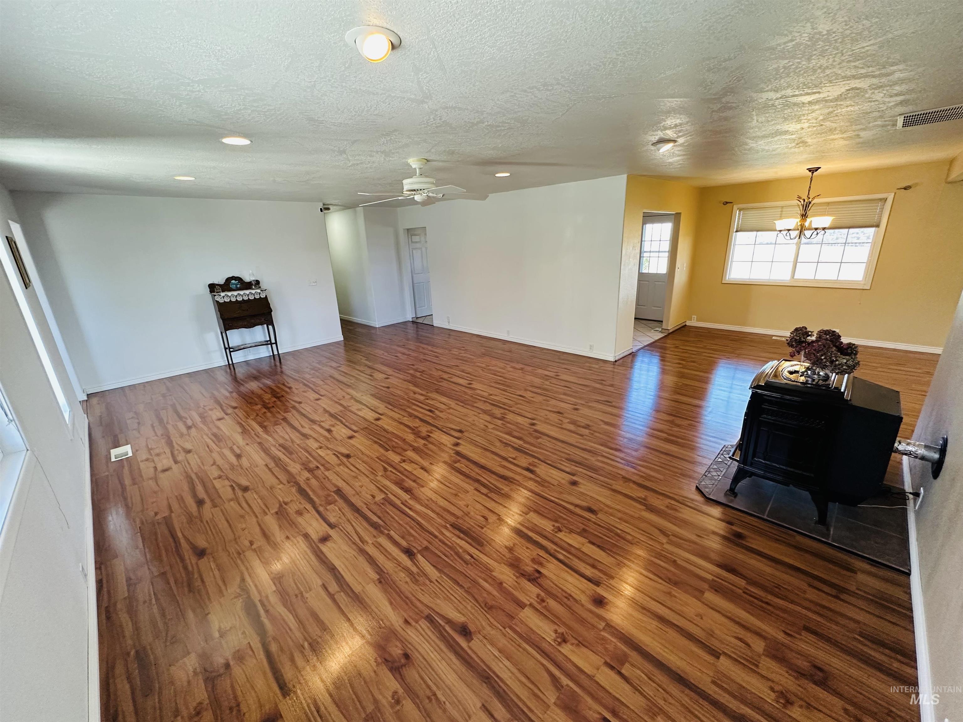 319 Snowmoody Way Property Photo 12