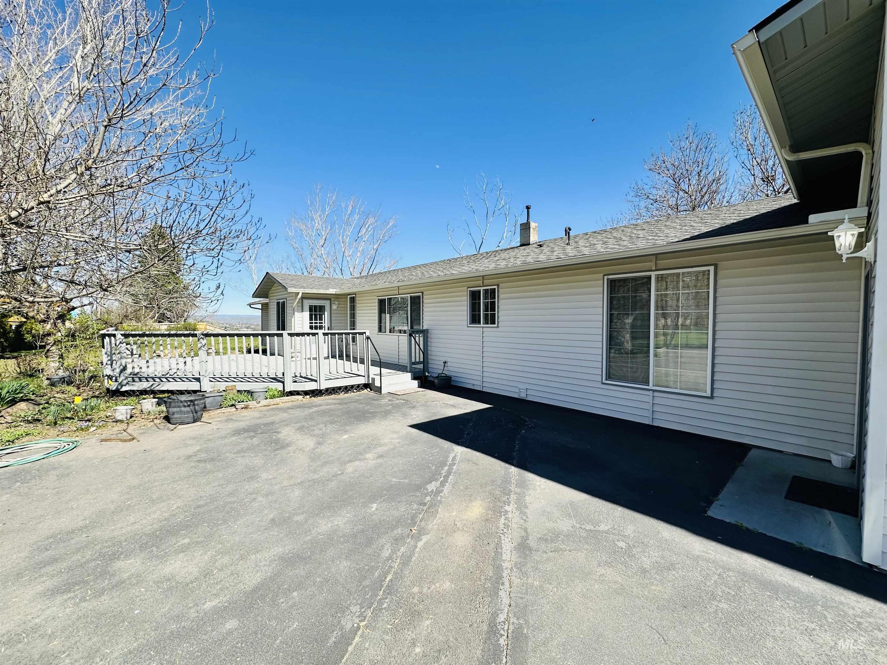 319 Snowmoody Way Property Photo 40