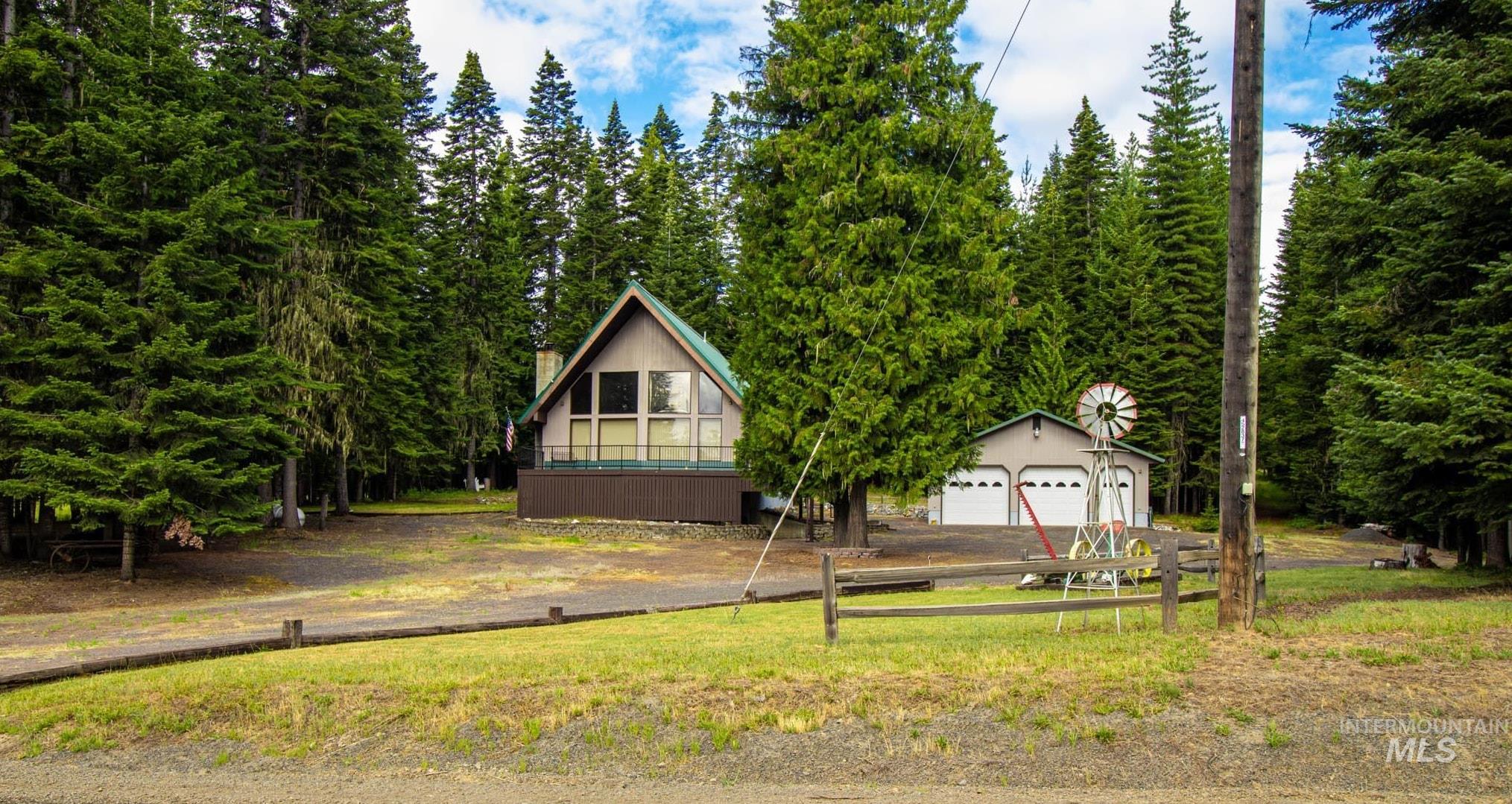 20888 Upper Fords Creek Rd Property Photo 1