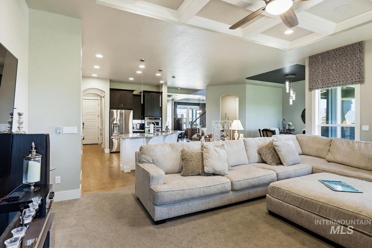 2097 N World Cup Way Property Photo 12