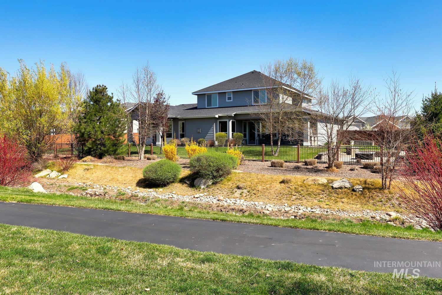 2097 N World Cup Way Property Photo 45