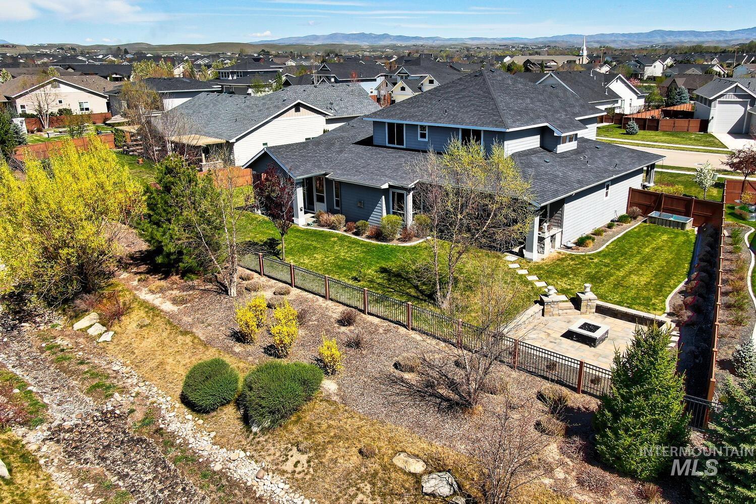 2097 N World Cup Way Property Photo 46